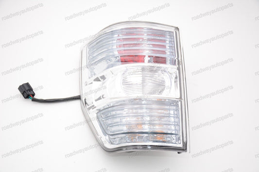 The right taillight is compatible with for Mitsubishi Pajero/Shogun/Montero MK IV models from 2007 to 2015.