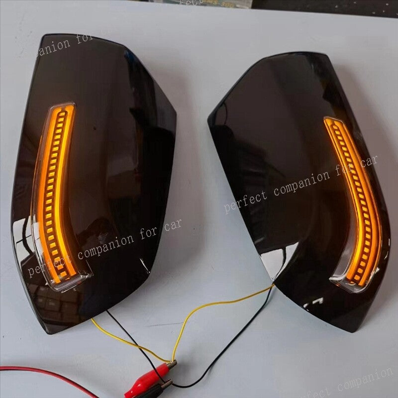 1. Dual-side rearview mirror covers with LED turn signals applicable to for Toyota Tenderloin 2007-2020.