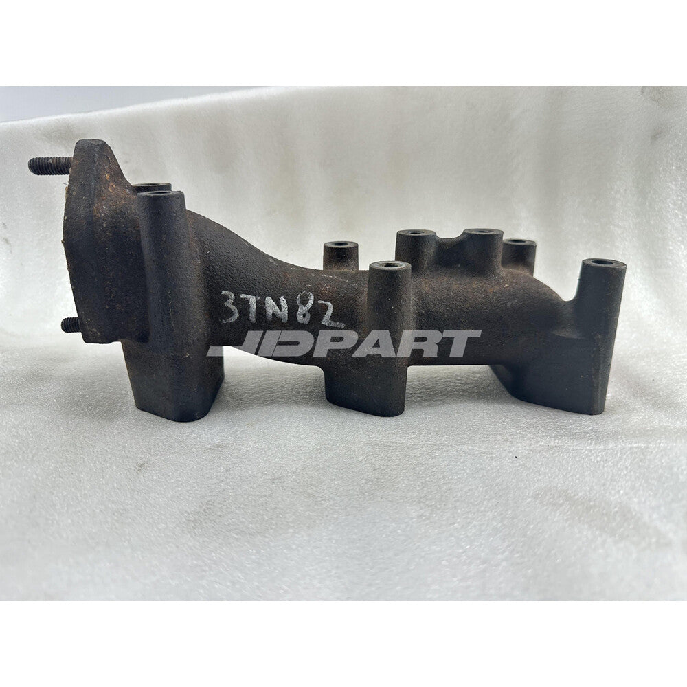 3TN82 exhaust manifold is suitable for engine spare parts.