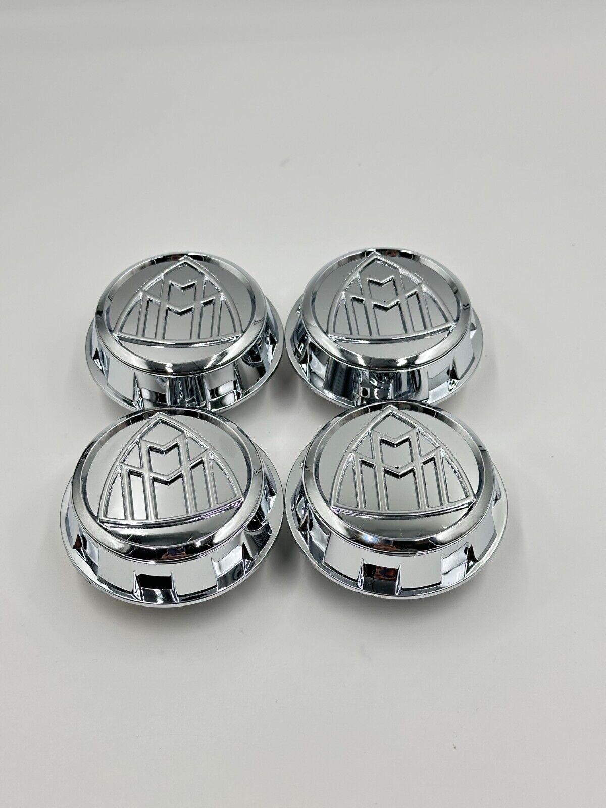 4-piece set of for Mercedes - for Maybach C63s E63s CLS63s AMG chrome center cap screws (60mm)