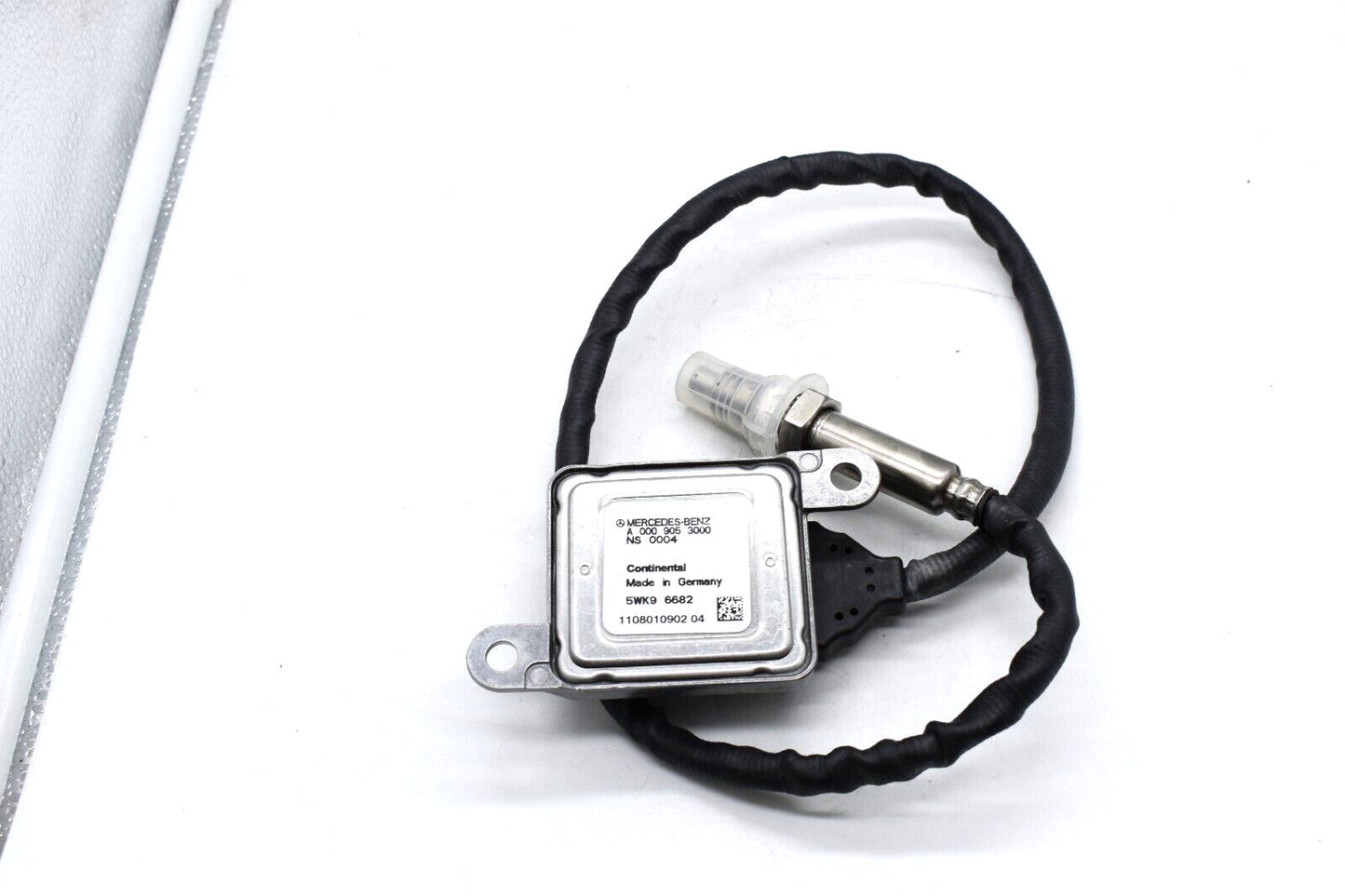 NOX sensor A0009053000 is suitable for W166, W205, S205, W213, R172, GLE320, GL350, and SLK350. n