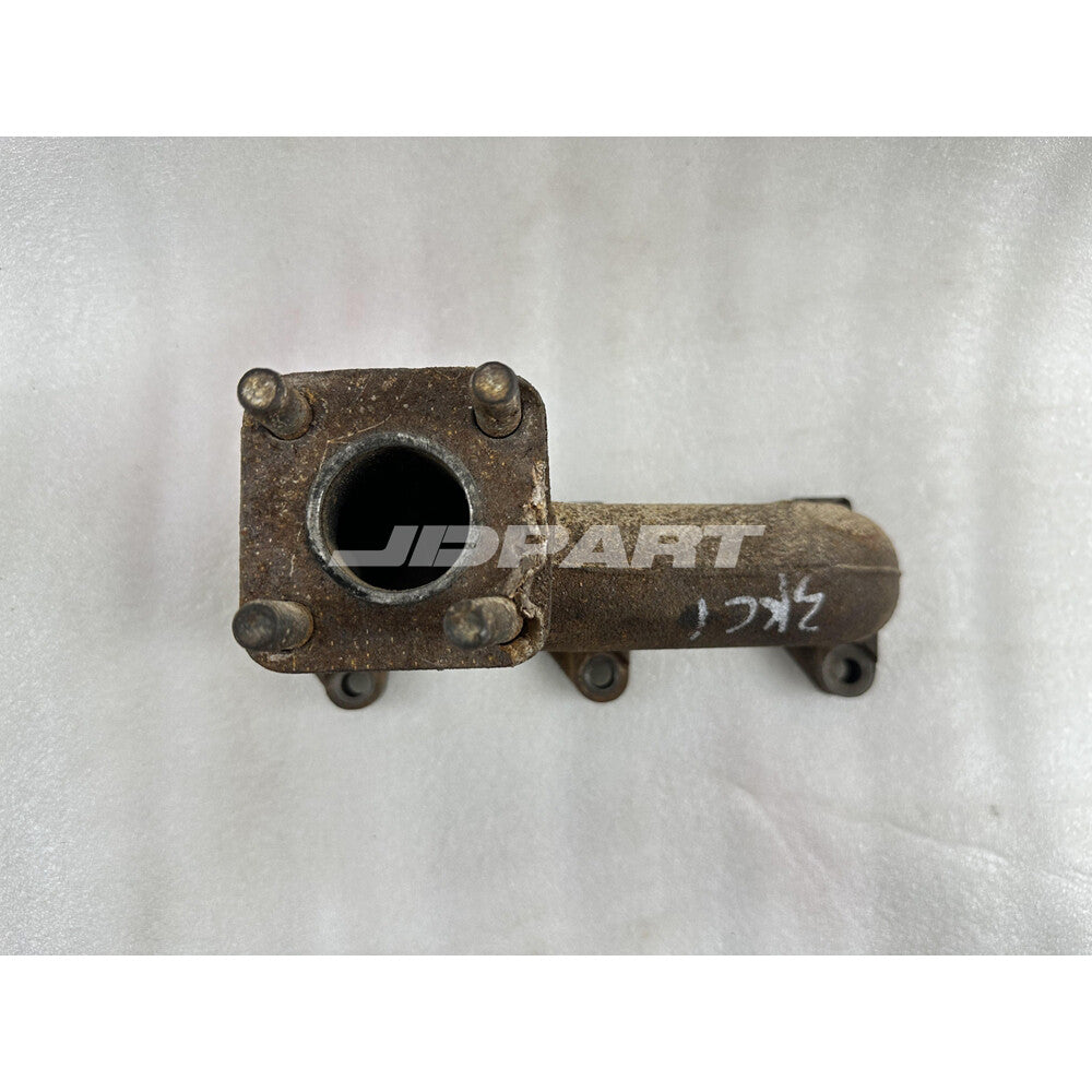 3KC1 exhaust manifold is suitable for Isuzu excavator engine parts.
