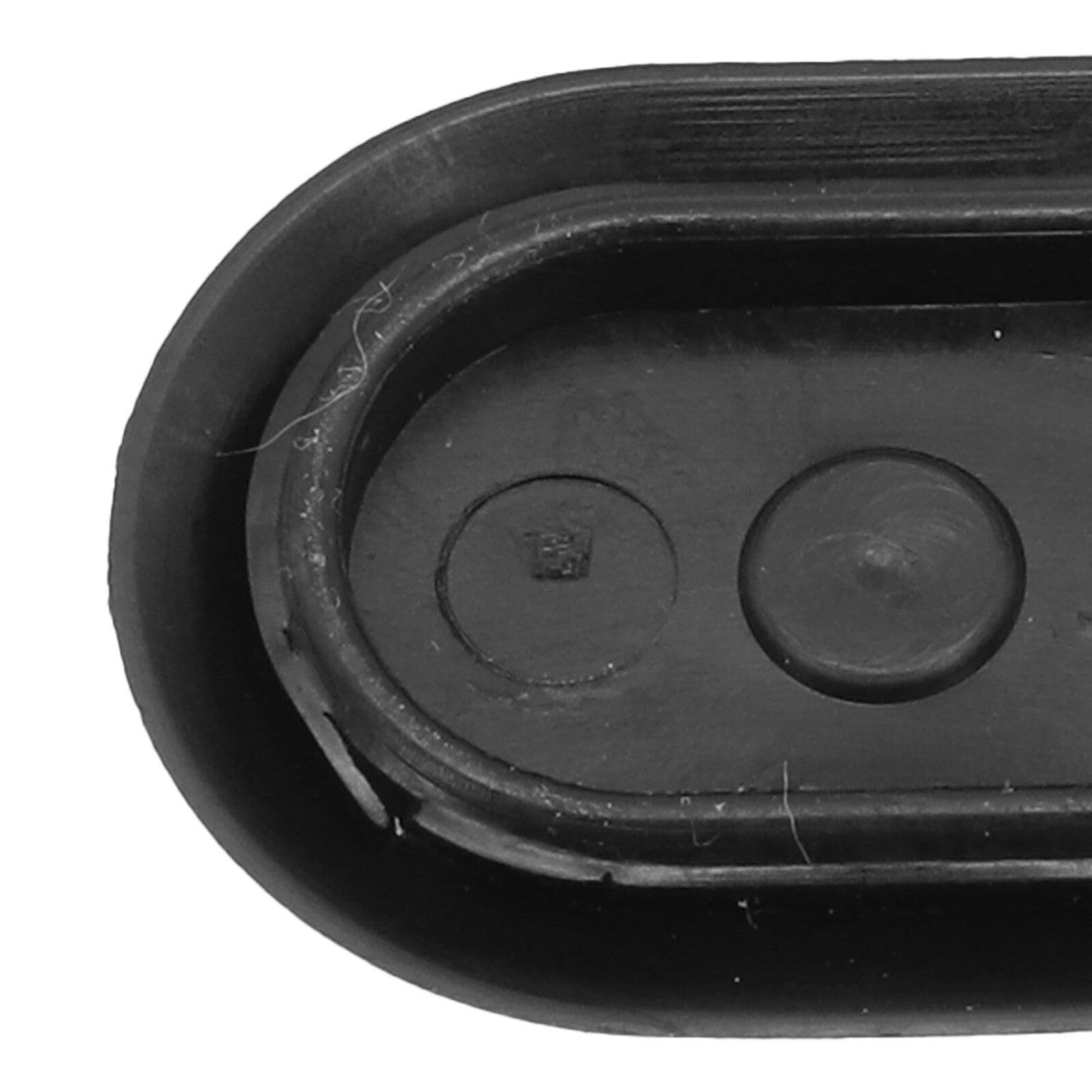 New 4440486 Bed Body Drain P-lug Oval For Dakota Pickup