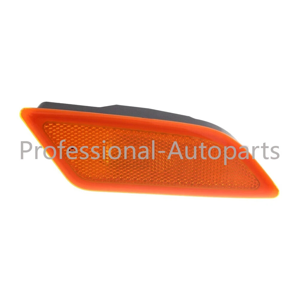 1 pair of front left and right bumper marker lights suitable for Mercedes C250 C300 C350 12-14