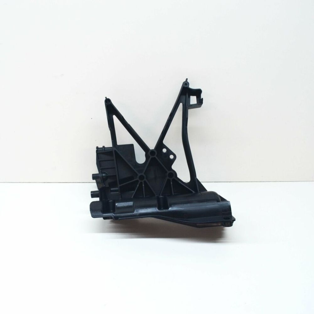 Front Support Right for MERCEDES E W213 16 - 2136206500
