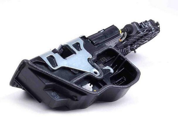 New Front Right Soft Close Door Lock Mechanism Actuator for E70 X5 E71 X6 v