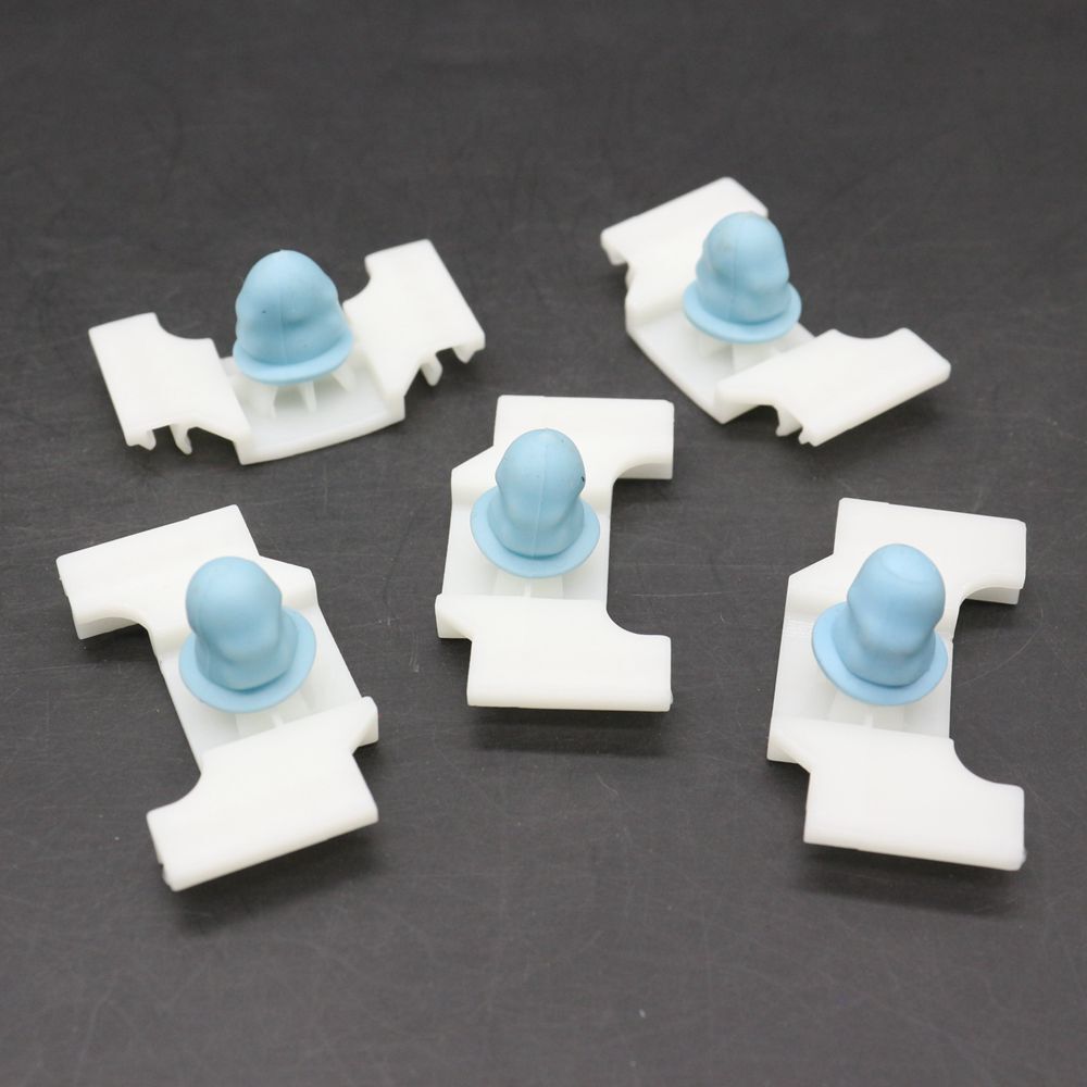 20-piece pack of side mold clamp-push type retainers for Honda 90679-692-0030 body.