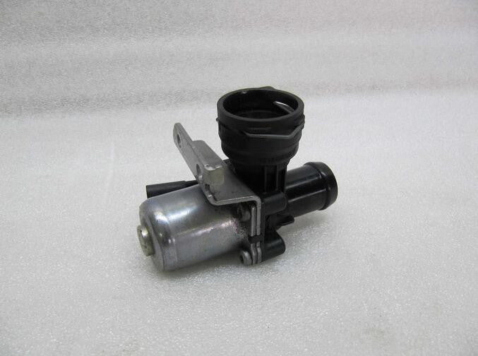 New Water Pump-Check Valve for W204 C180 C200 W212 M271 v