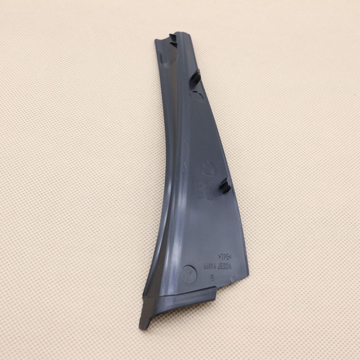 Suitable for 08-15 for Nissan Qashqai J10 right front hood side cover extension trim