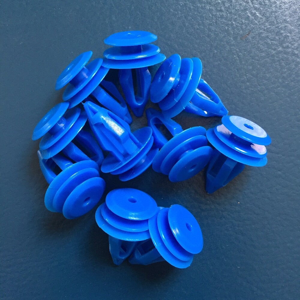 10pcs Clip LR027255 Wheel Arch Moulding Retainer for Land Rover Evoque Discovery
