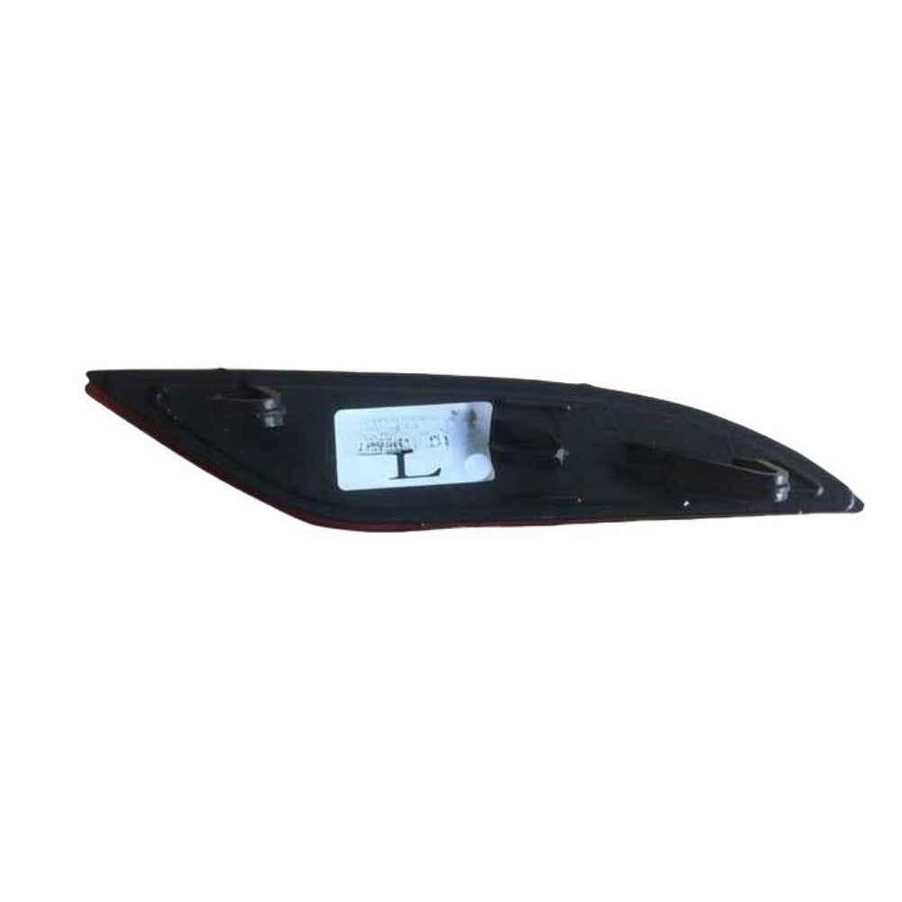 for Chevrolet Malibu 2016 - 2024 Rear Bumper Reflector Q