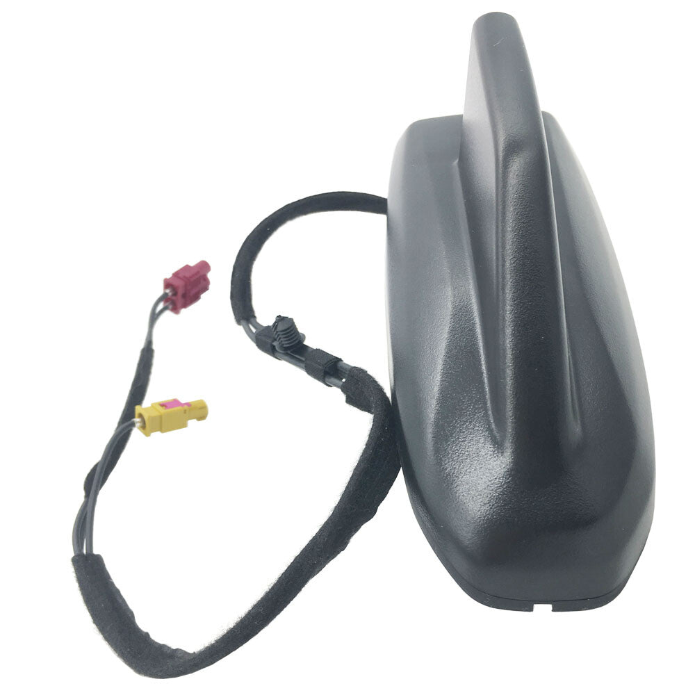 The roof-mounted fin antenna is suitable for 2019-2020 for GMC for Sierra 1500 and Silverado 1500. n
