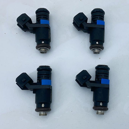 4Pcs Petrol Fuel Injector 8200511099 for Renault Laguna II 2.0 16V 170HP F4R 784 Q