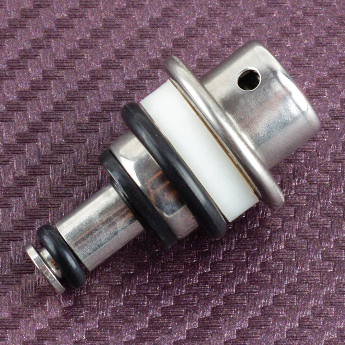 1x Fuel Injection Pressure Regulator Fit for for Lexus for Scion 23280-21010 v