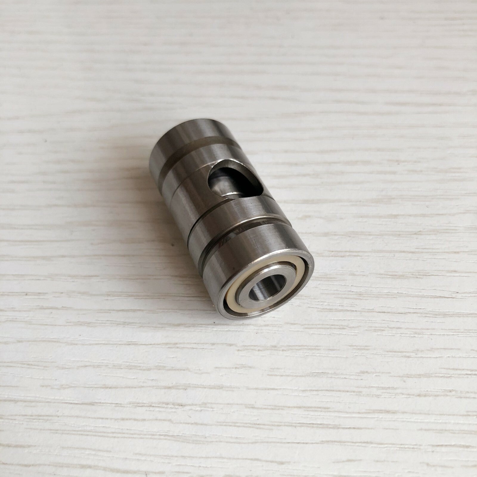 G25-550 and G25-660 ball bearings are suitable for turbochargers.