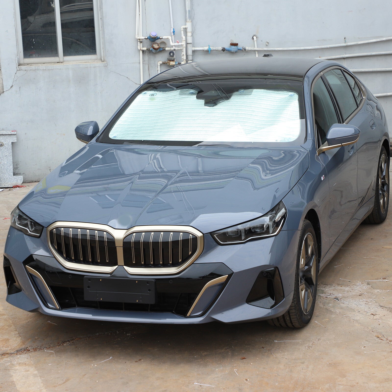 Car windshield sunshade UV block for BMW 5 Series 2024-2025