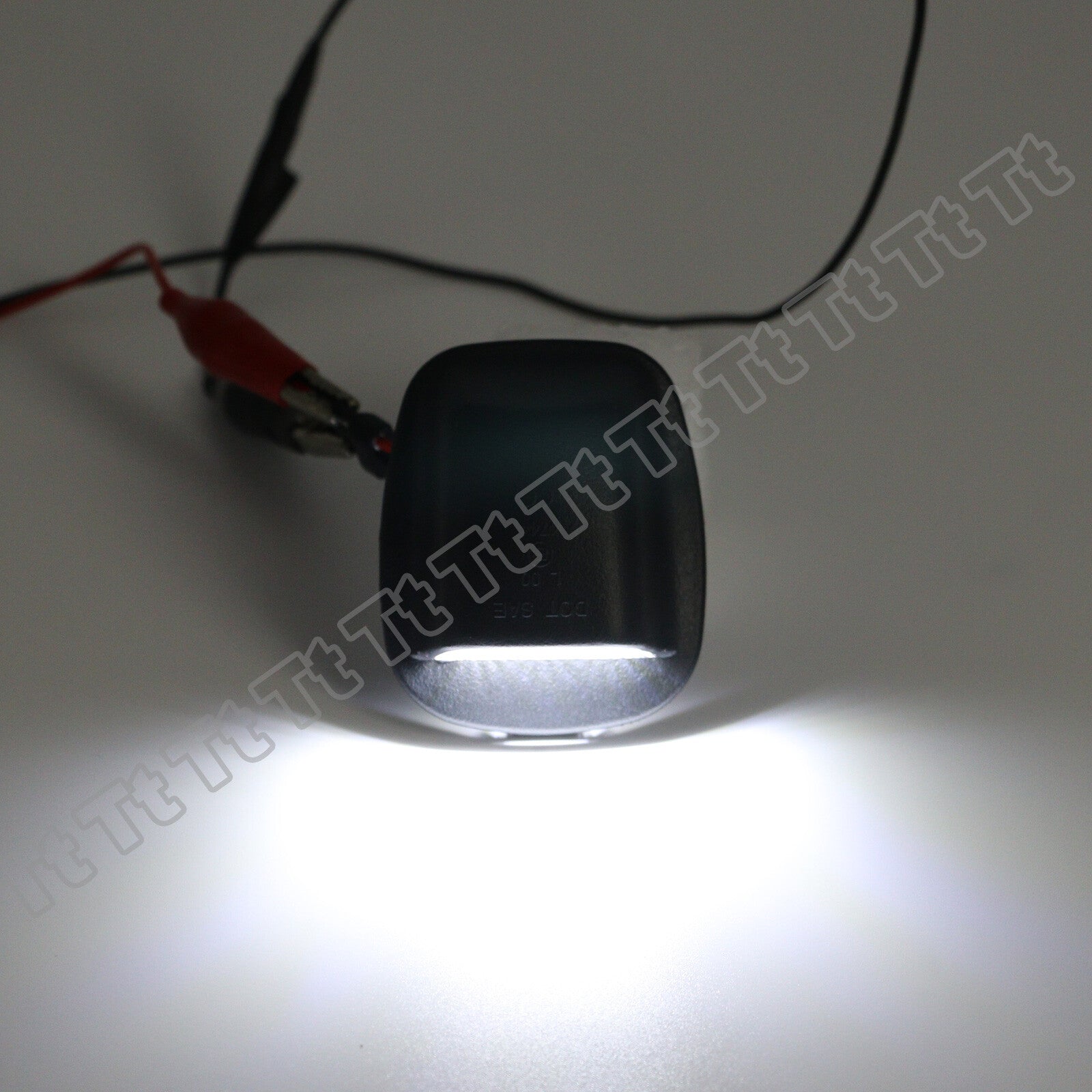 2 LED lights 94 - 2004 Xterra 98 - 2004 Frontier Q