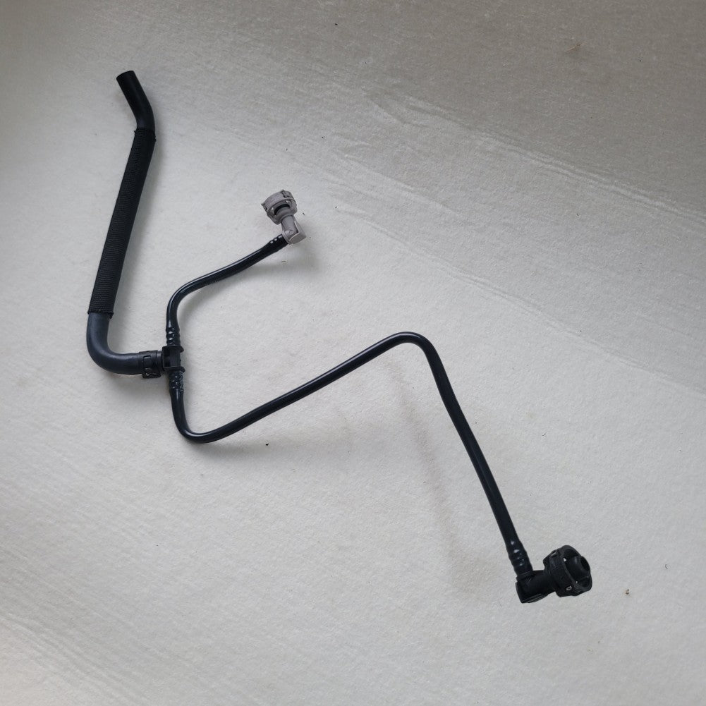 Coolant Reservoir Tank Hose for Porsche Macan Base 2017-2018 Q