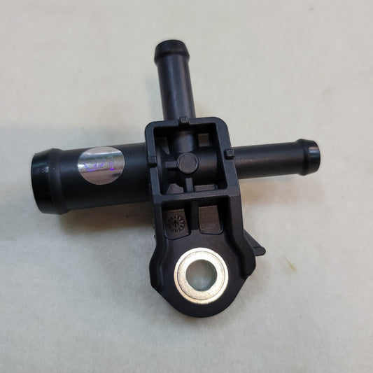 The combined three-way system is suitable for Honda CR-V 2017-2022.