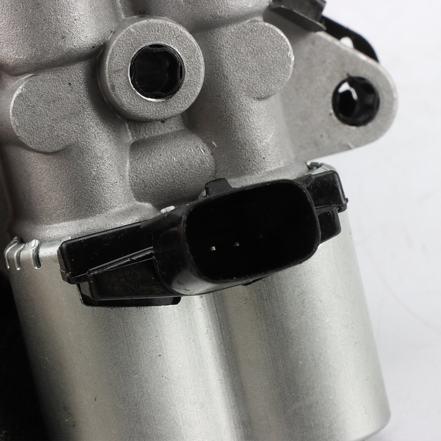 1X New VVT Oil Control Valve For 2014-2015 for Chevy Impala Malibu 2.5L 19419980