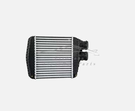 for Maserati Quattroporte Ghibli for Levante Right Side Intercooler 670035635