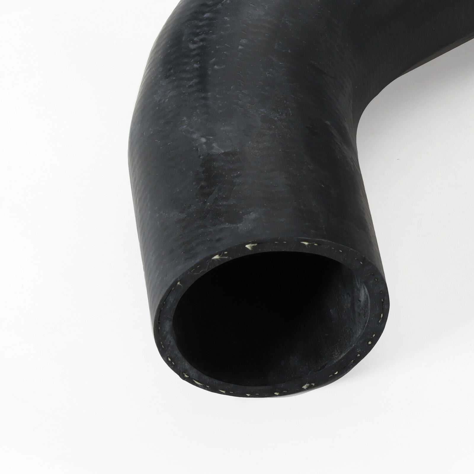 2-Piece Turbocharged Air Hose for Mitsubishi L200 / TRITON 2.2 DI-D 2.4 DI-D 4WD