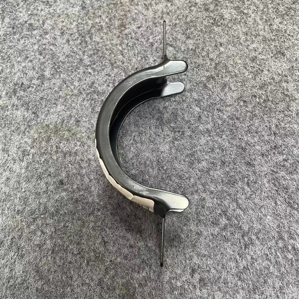 Front driveshaft bracket for Land Rover LR2 Evoque Discovery Sport 161110
