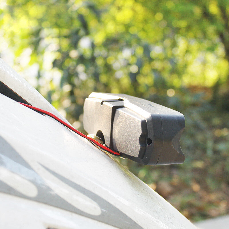 1 Motorcycle/Scooter Spotlight with 16 LED Bulbs for Rearview Mirror Mounting - n