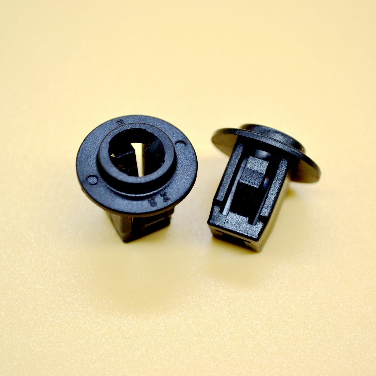 10pcs Fender Liner Flare Retainer Nut Clips Grommet for Nissan for Infiniti Nylon