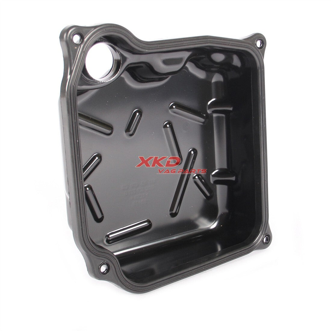 The DQ381/500 7-speed transmission oil tank is suitable for Volkswagen for Tiguan and for Audi Q3 TT.