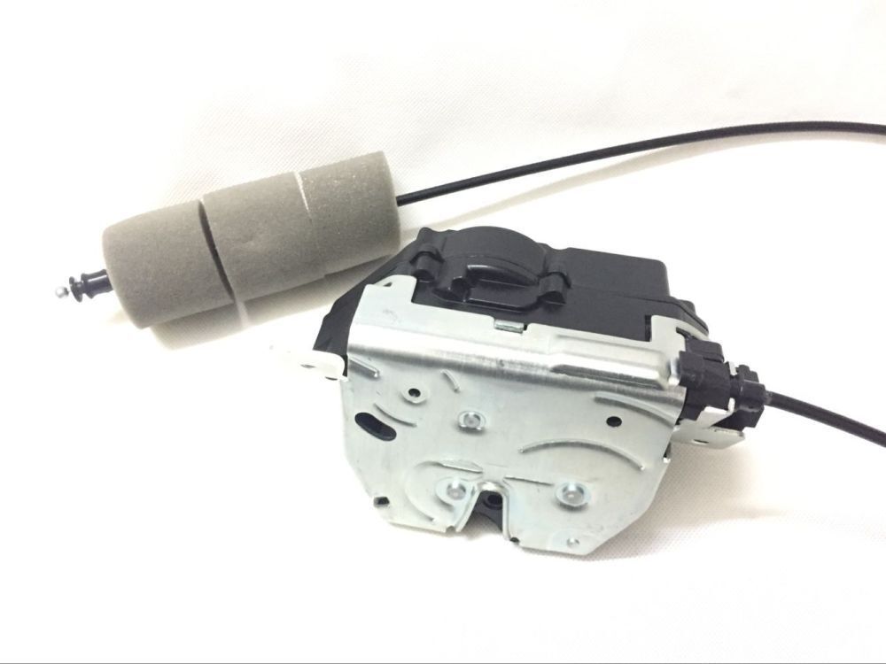 The new rear tailgate latch actuator is suitable for Mercedes GL450, GL550, R350, and ML350. n