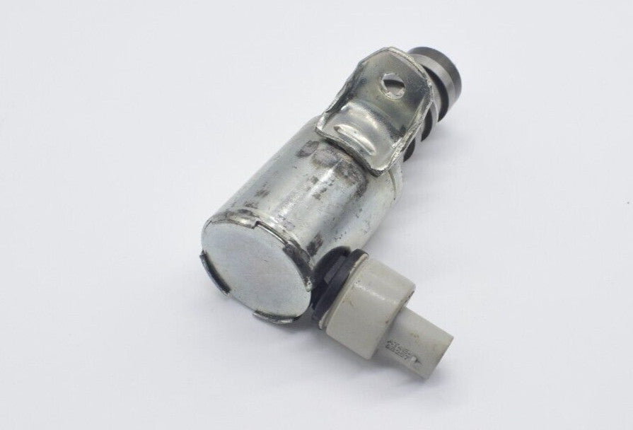 Engine Variable Valve Timing (VVT) Gray Solenoid Valve Applicable to AT4E-6B297- n