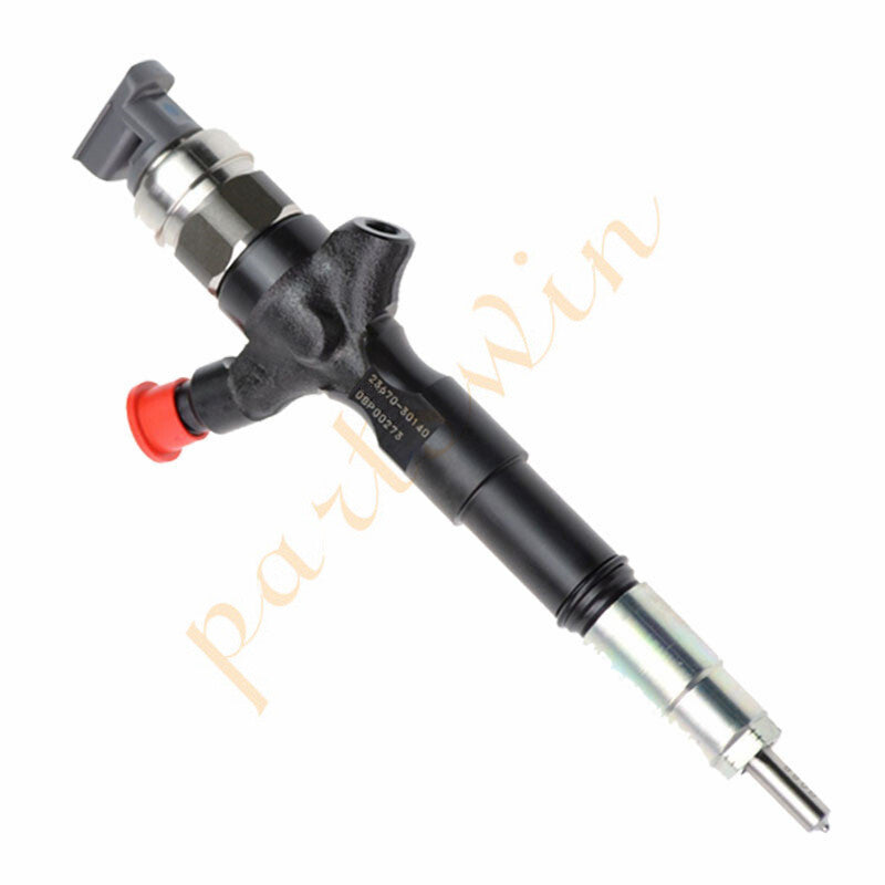 Diesel injectors suitable for Hilux Hiace 095000-5920 23670-09070 23670-0L020- n