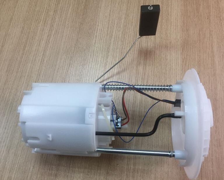 New 1 piece Fuel Pump Assembly For W164 ML350 ML550 GL450 ML350 v
