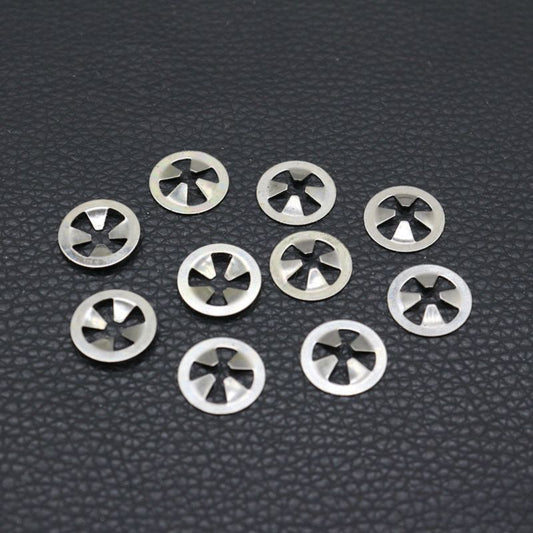 15-piece door and window cover trim clips for BMW E30 and E39 (51-47-1-840-960-)