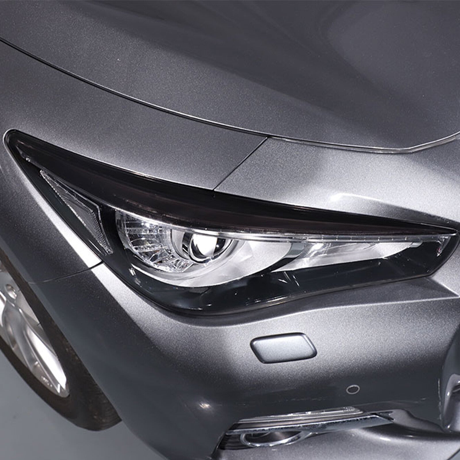 Suitable for 2014-2022 for Infiniti Q50 Q50s headlights with eyeliner finish, black pre-cut vinyl overlay.