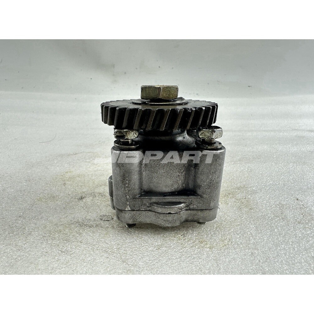 33T Z600 oil pump suitable for engine parts -