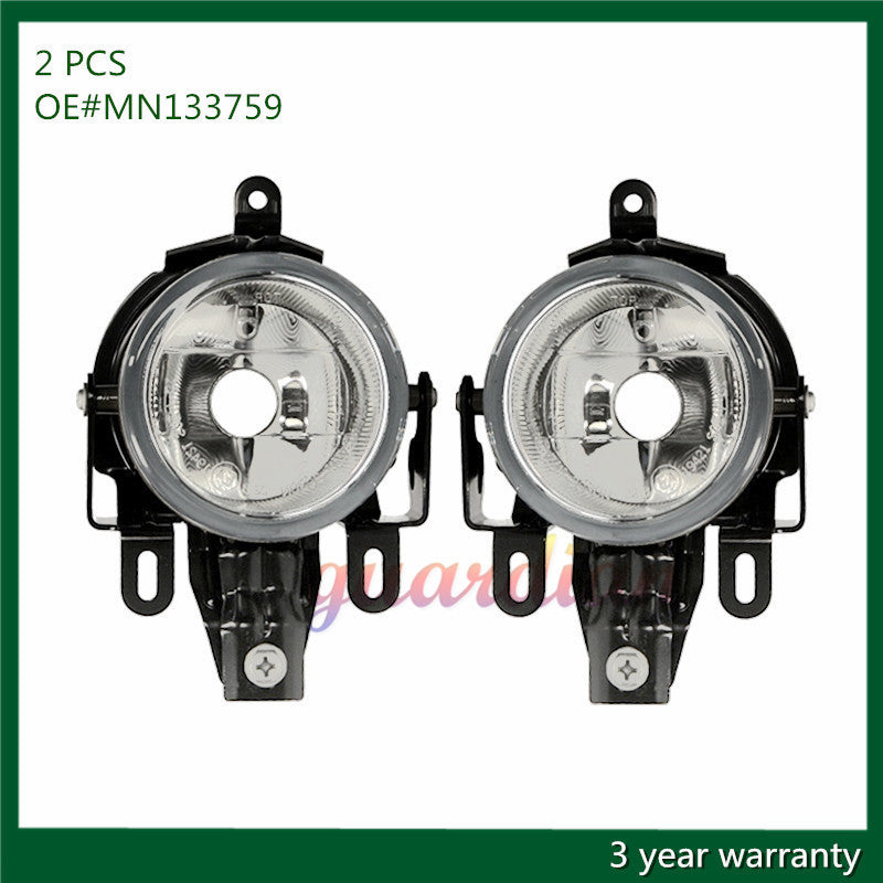 MN133759 A pair of fog lights with clear driving lights suitable for Pajero Montero 03-06 MN136353