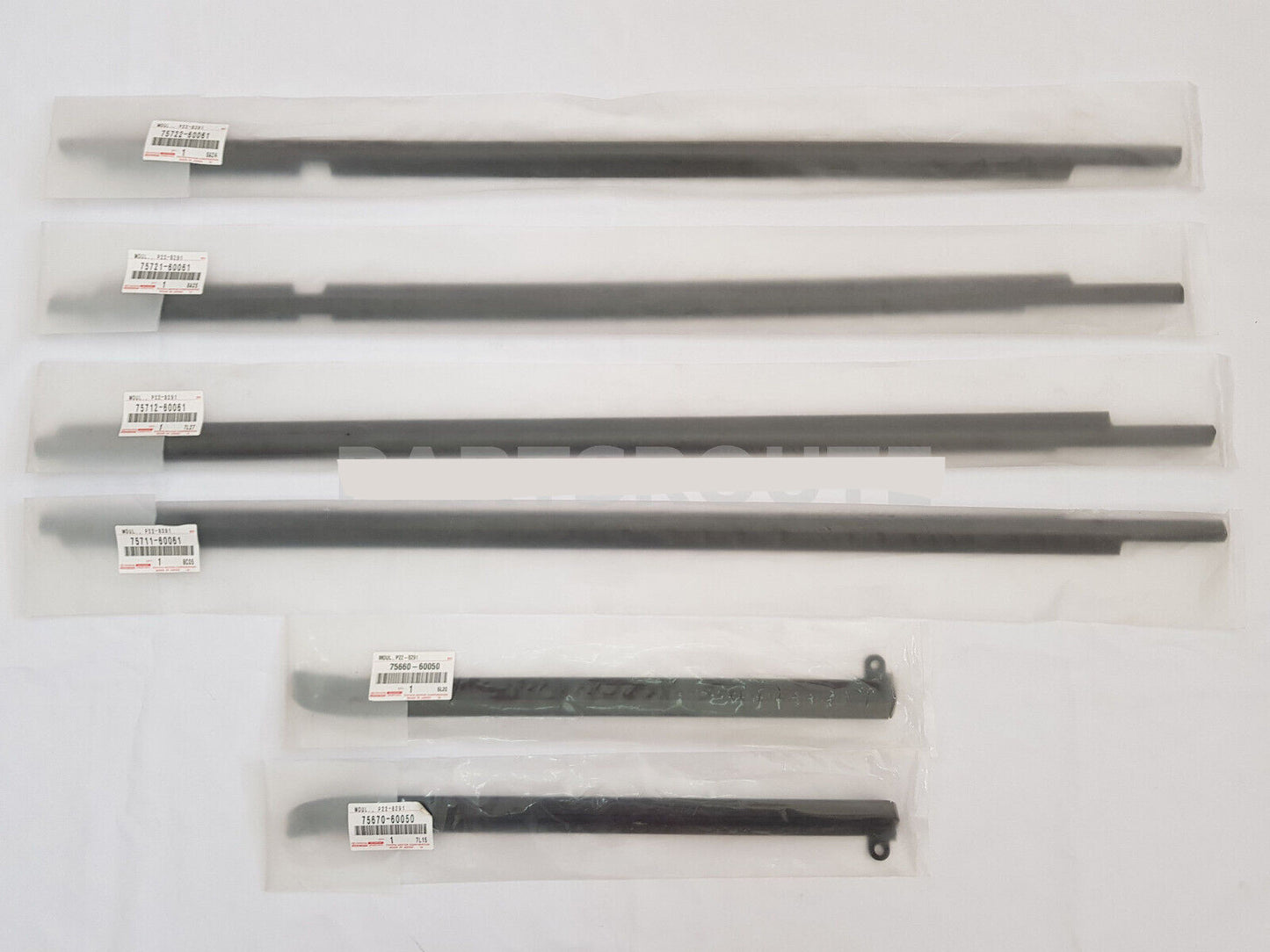 for Toyota for Land Cruiser Prado GX470 QuarterDoor Belt Moulding Black 2003-09