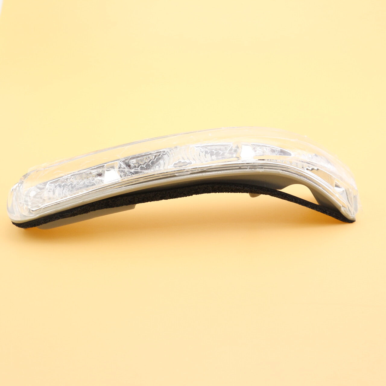 Left Side Mirror Turn Signal Lamp 876132J000 Fit for Kia Borrego Mohave 08-15