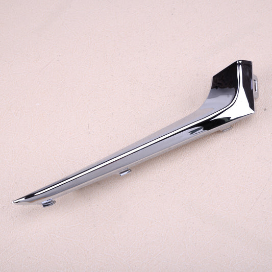 Left front bumper fog light eyelid cover stripe suitable for Malibu v