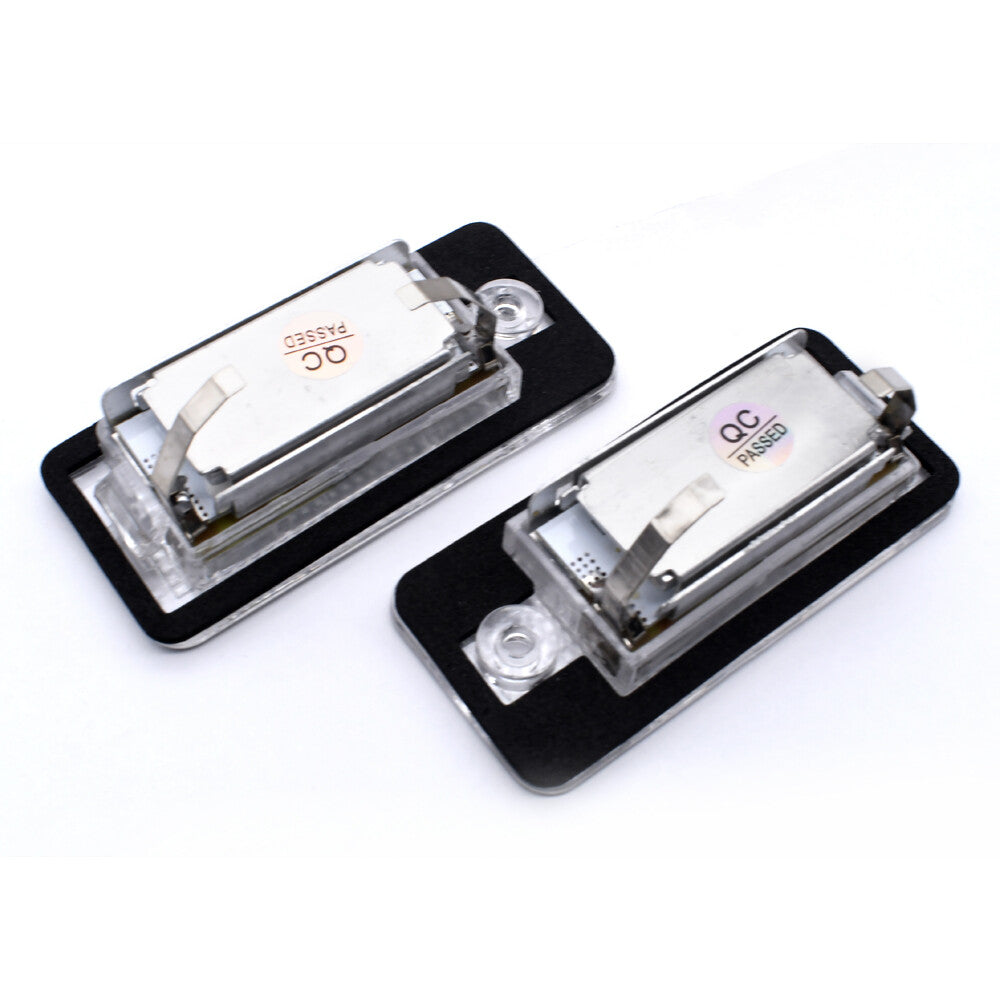 2-Piece CANBUS White LED License Plate Lights for Audi A3 A4 A5 A6 for A8 Q7 S3 RS4 n
