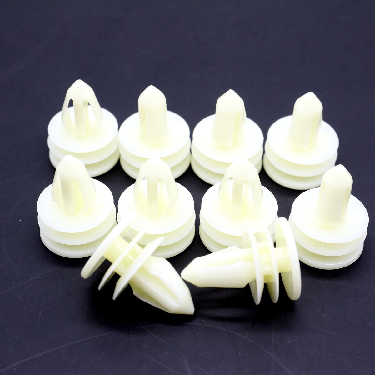 10-pack of red nylon external side mold clamp fixing rivets for Fiat 82491303