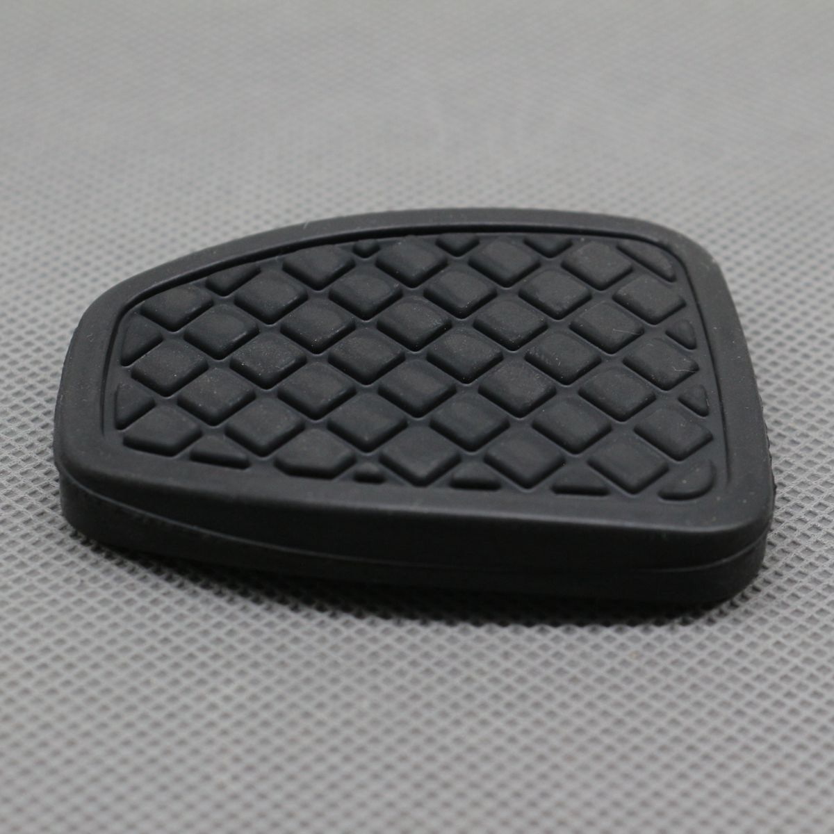 1-piece manual transmission brake and clutch rubber foot pedal pad cover for Subaru