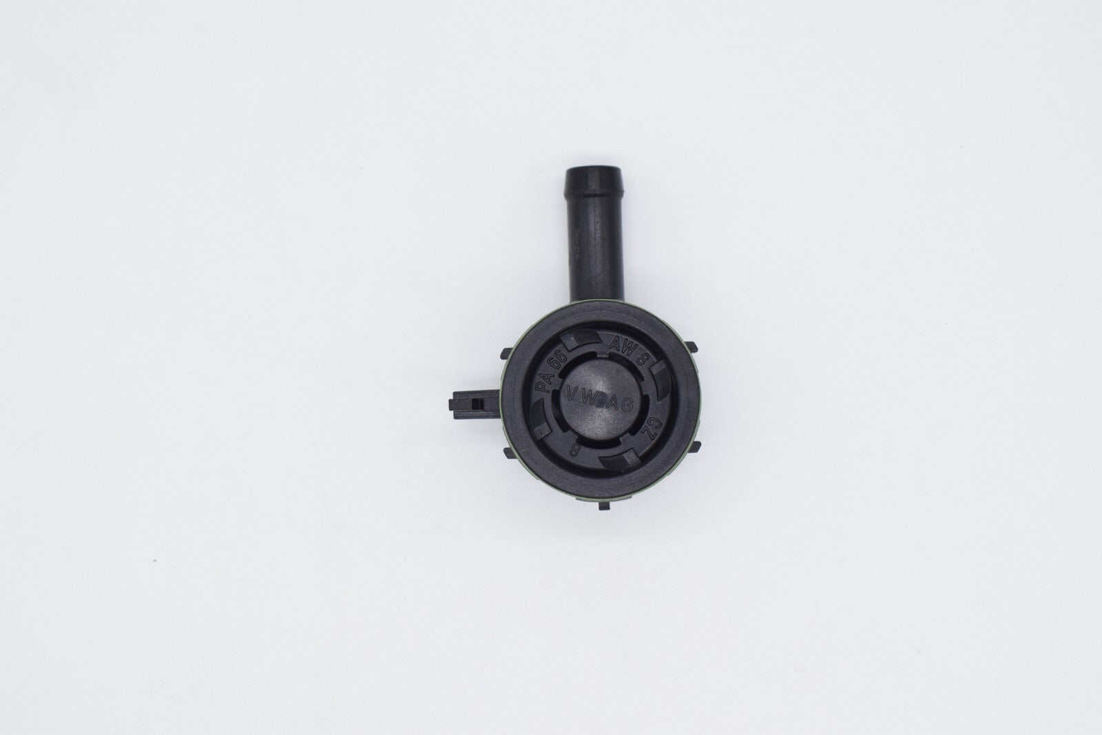 new for Audi A3 Sportback 8V PCV valve 04E103175 - n