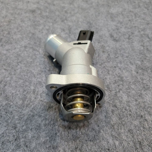 Thermostat Housing for GM for Buick Excelle GT 16-18 Q
