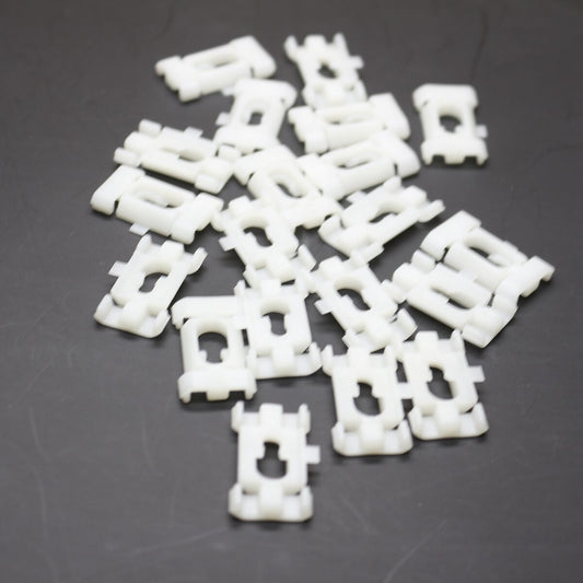 20Pcs For GM Vinyl Top Nylon Quarter Belt Reveal Moulding Retainers Fasteners