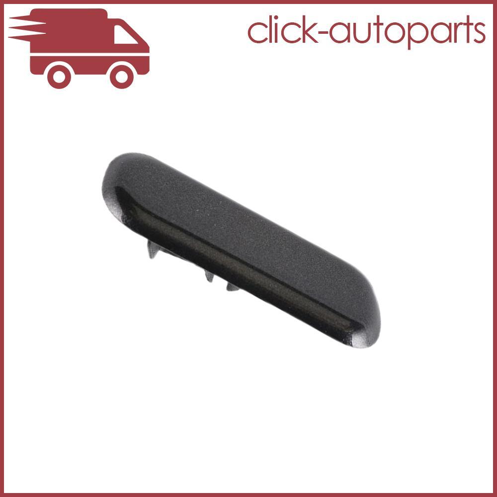 Right Headlight Washer Nozzle Cover Fit for Mitsubishi for Pajero Montero 8264A028C