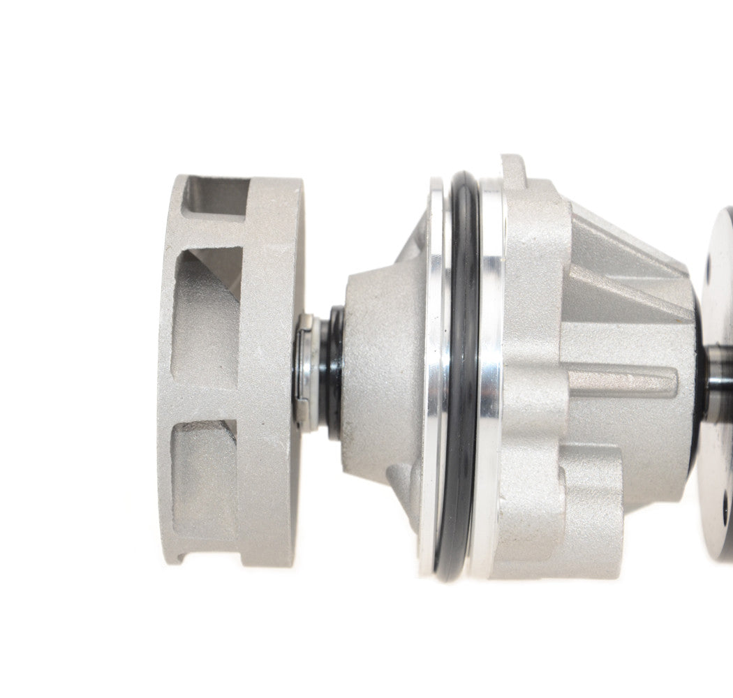 New Water Pump W/Gasket For X5 E34 E36 E39 E46 E53 E83 E85 11517527910 n