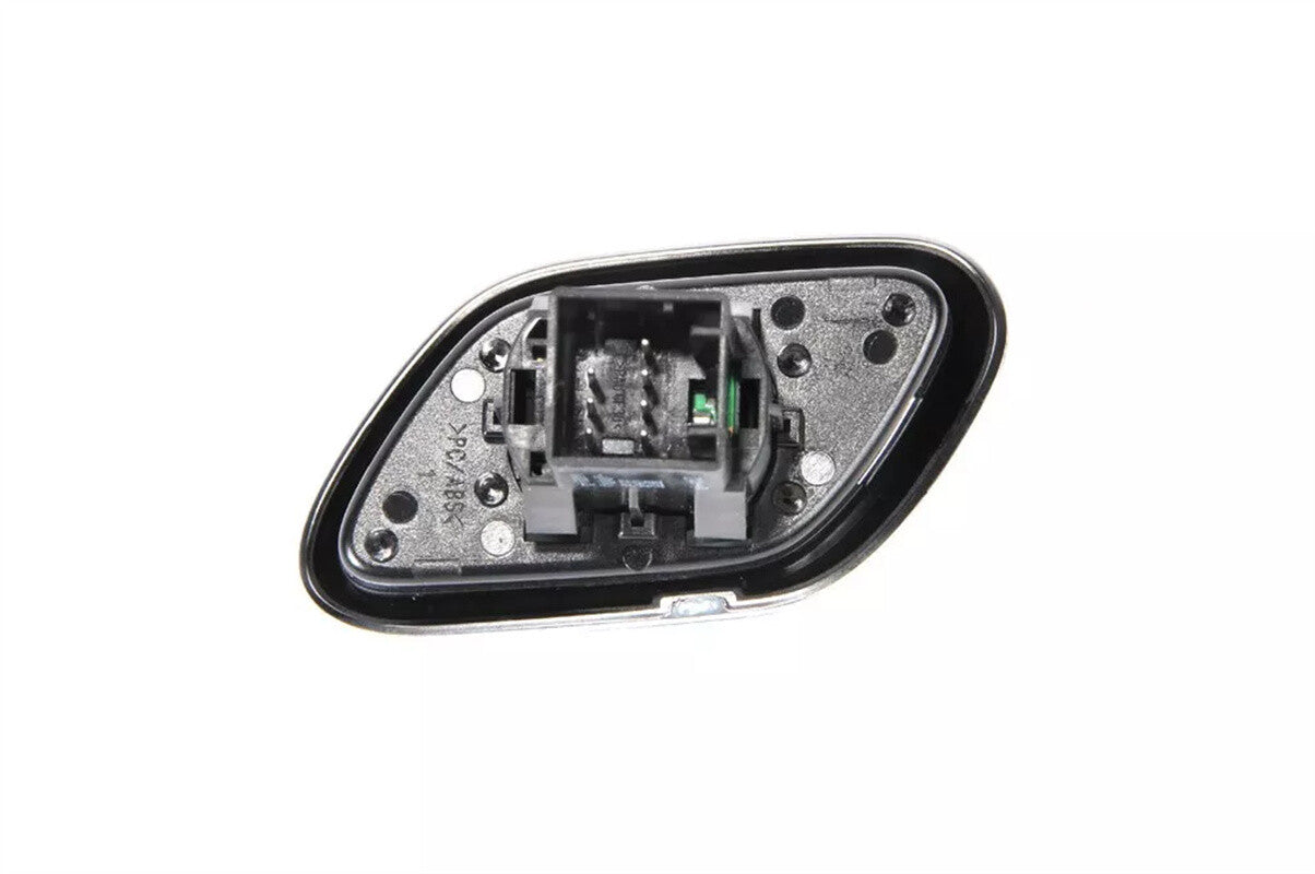 Air conditioning pressure sensor switch 9647971280 is suitable for Peugeot, for Citron, and for Fiat vehicles. 4430 A